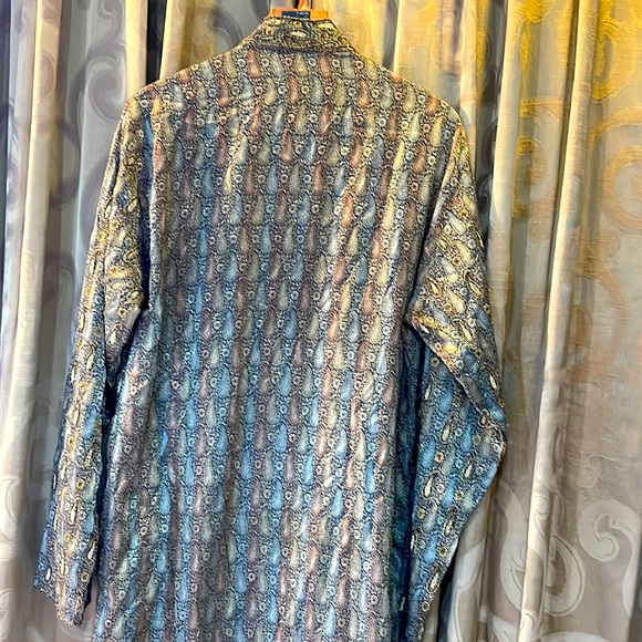 Rich Grey Brocade Silk  Sherwani with Stole - Picture 14 of 16